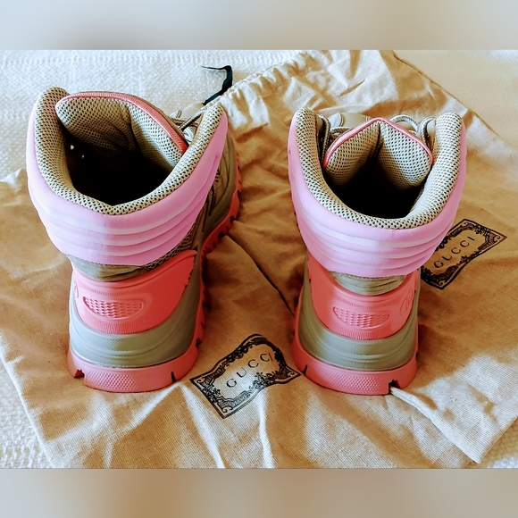 New. Gucci lace up booties - Picture 4 of 12